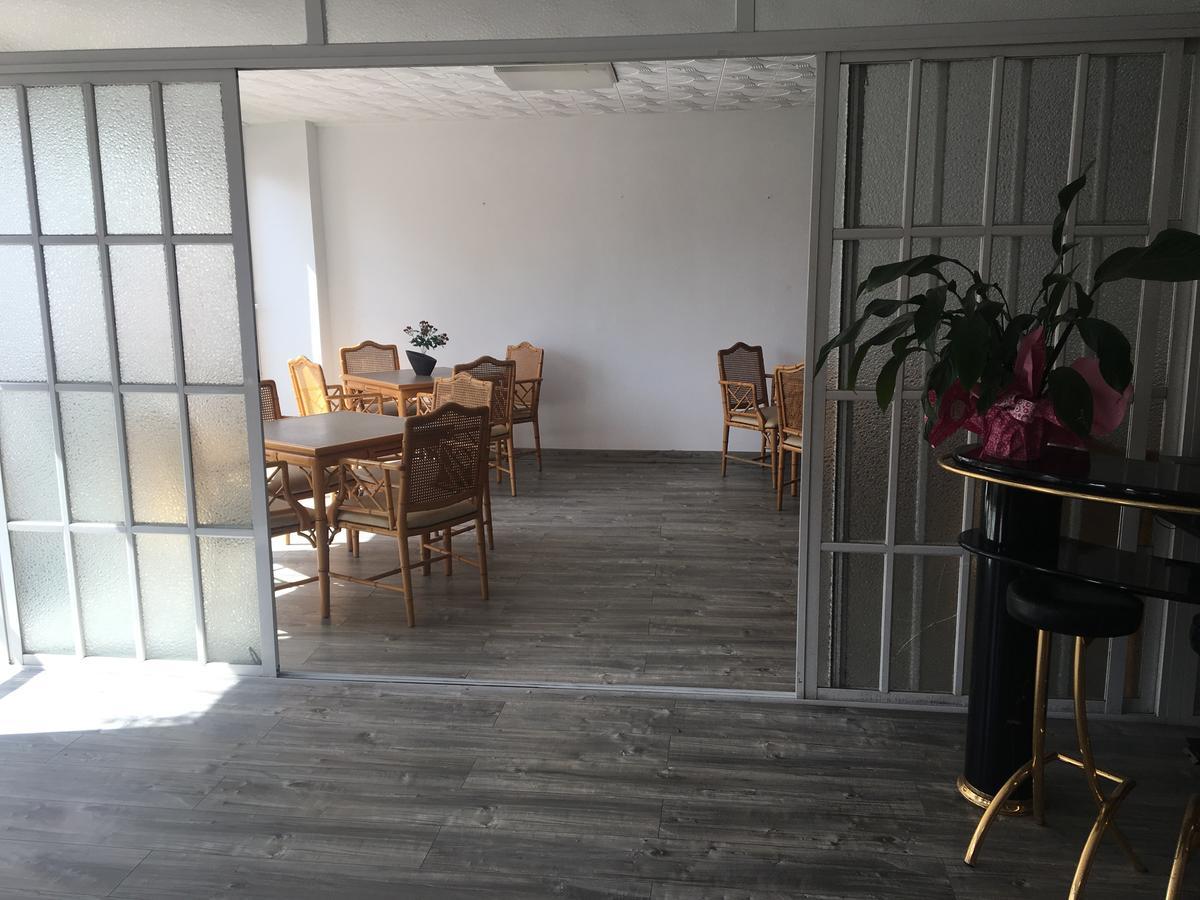 Hostal Univers Calella Kültér fotó
