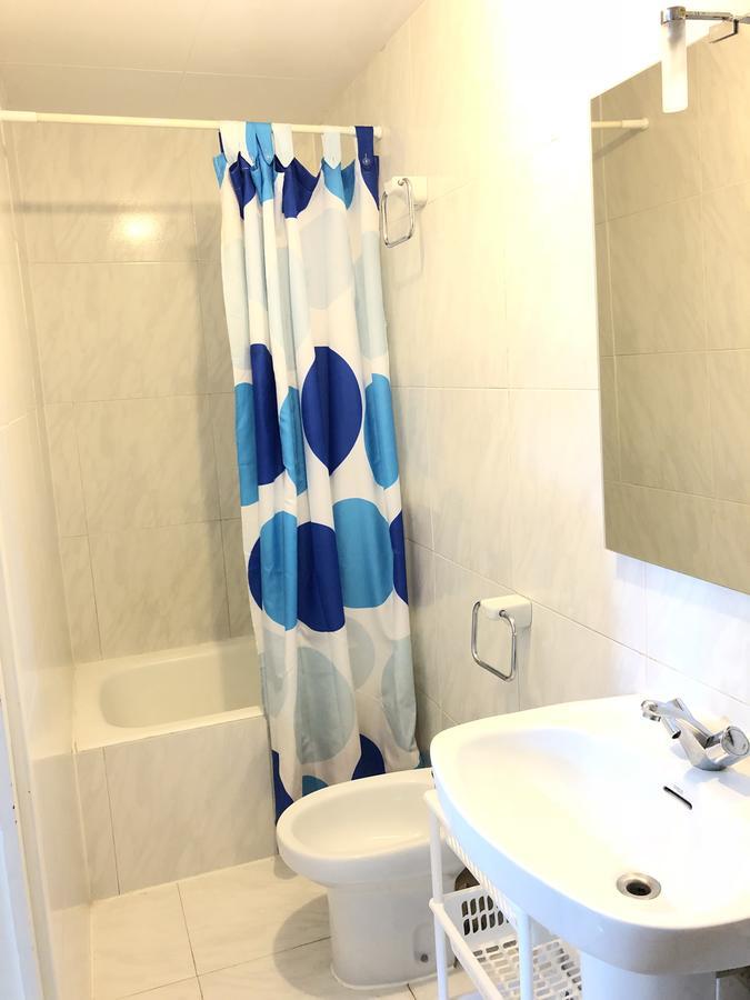 Hostal Univers Calella Kültér fotó