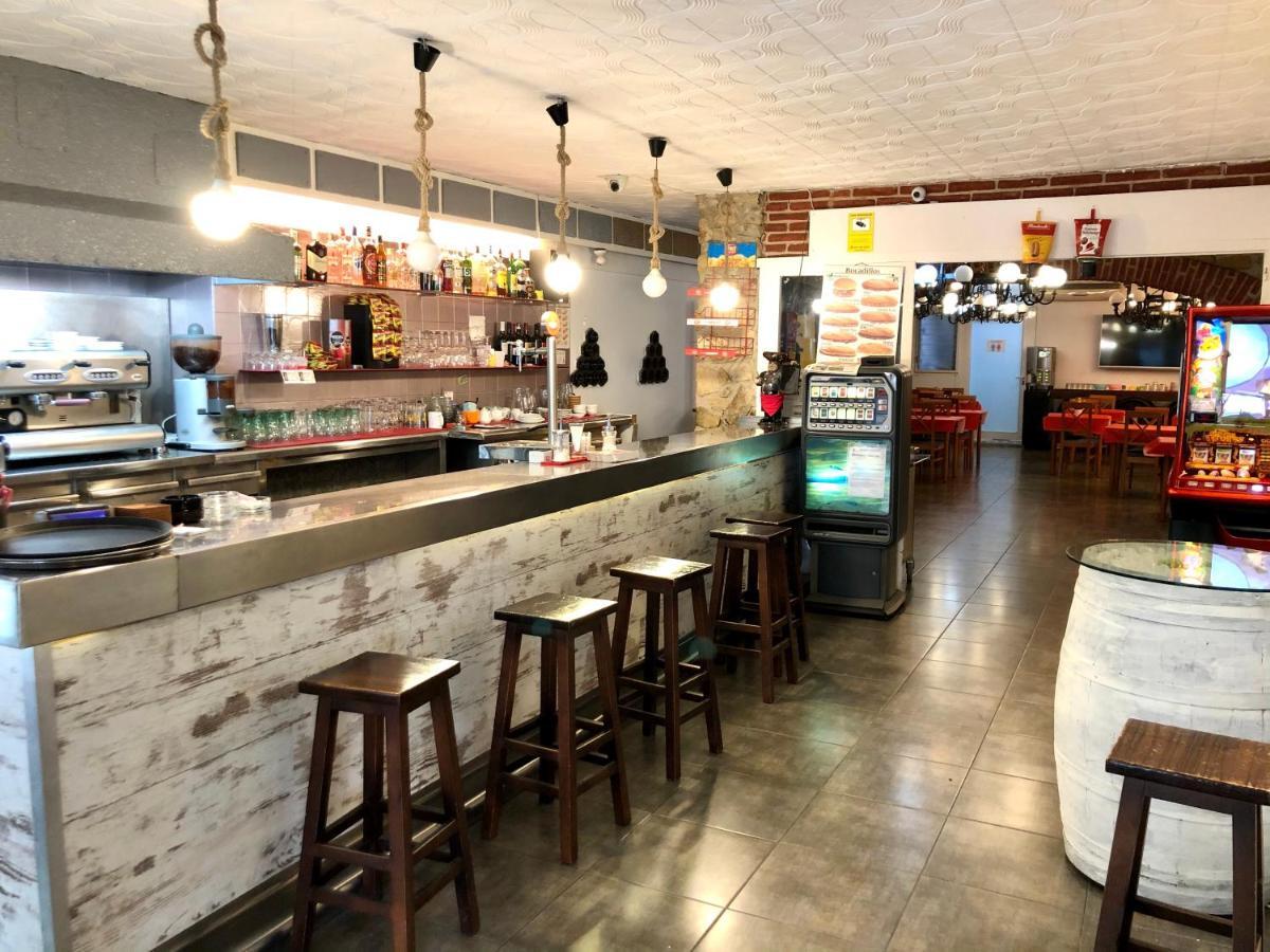Hostal Univers Calella Kültér fotó