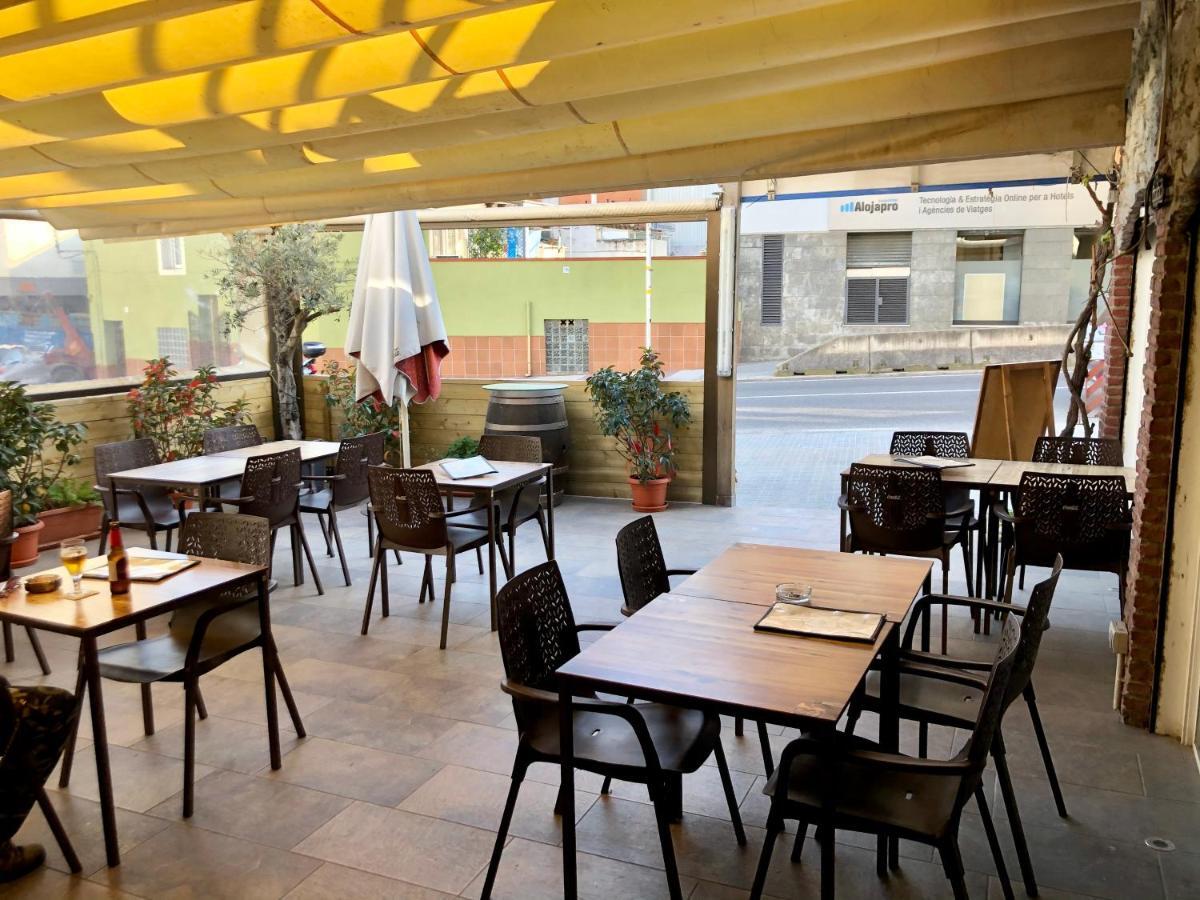 Hostal Univers Calella Kültér fotó